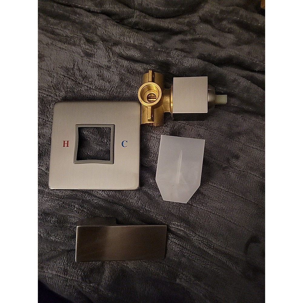 Shower Valve Bathroom Control Valve Kit, Wall Mount Nickle‎ Single-Handle